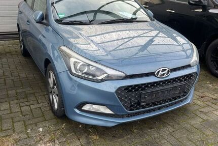 Hyundai i20 127.758 km 8.300 &euro; Hörstel 48477