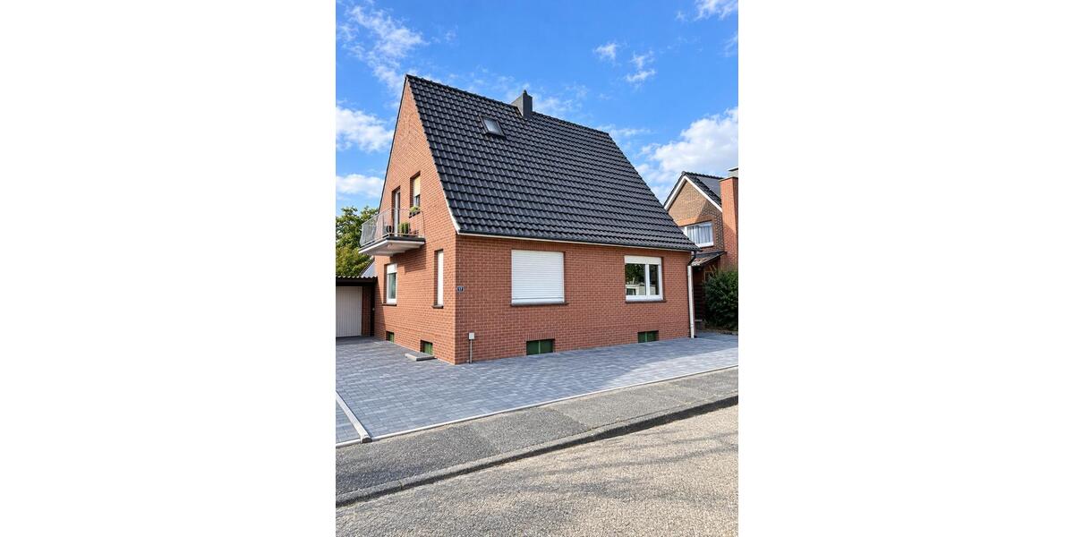 Etagenwohnung Bad Bentheim - 6 Zimmer, 150 m&sup2;, 1.300&euro; | Angebot:27577184