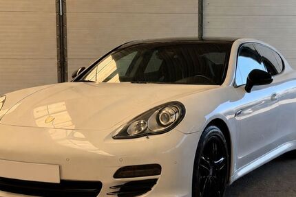 Porsche Panamera 133.267 km 33.977 &euro; Greven 48268
