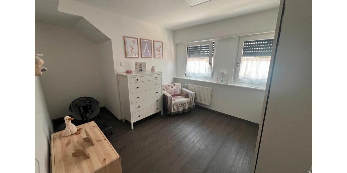 Doppelhaushälfte Gronau (Westfahlen) - 6 Zimmer, 130 m&sup2;, 349.000&euro; | Angebot:27048331