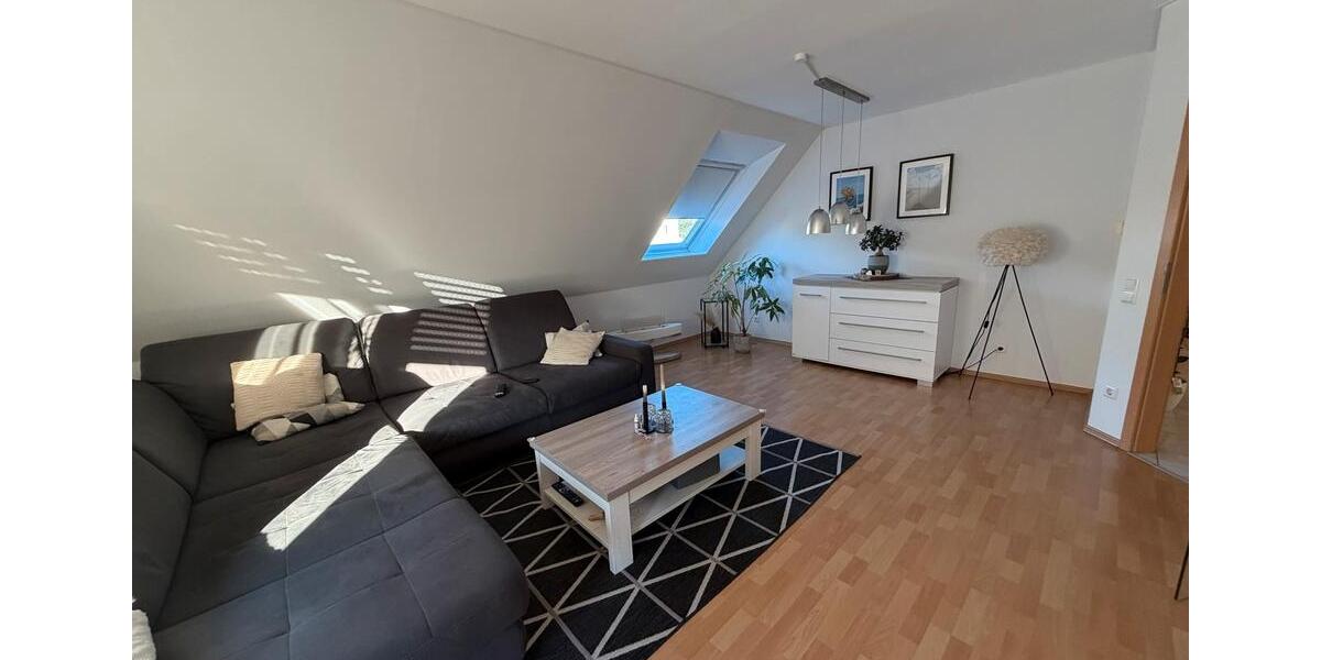 Dachgeschoßwohnung Rheine - 4 Zimmer, 100 m&sup2;, 750&euro; | Angebot:25741396