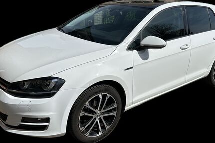 VW Golf 154.000 km 12.990 &euro; Heek 48619