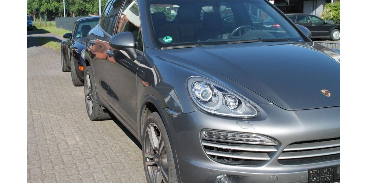 Porsche Cayenne 106.000 km 30.950 &euro; Emsdetten 48282