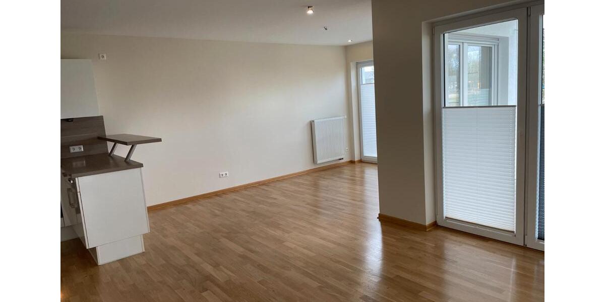 Terrassenwohnung Lingen (Ems) - 1 Zimmer, 98 m&sup2;, 1.040&euro; | Angebot:27611511
