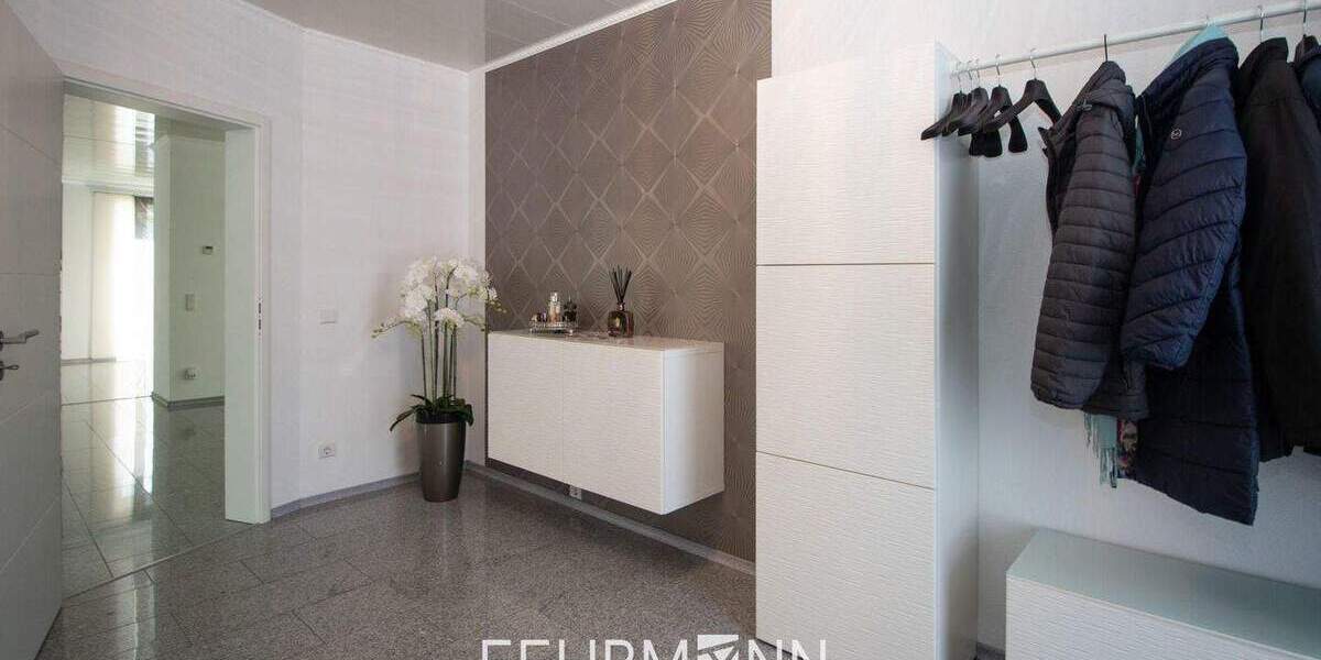 Einfamilienhaus Wettringen - 8 Zimmer, 328 m&sup2;, 699.000&euro; | Angebot:25668209