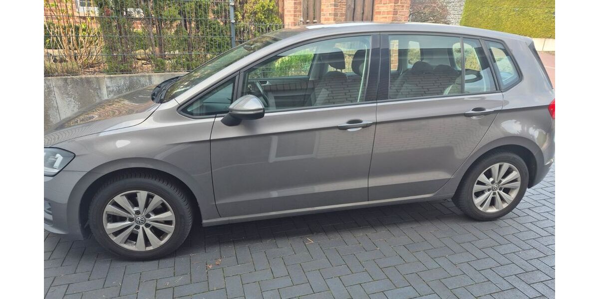 VW Golf Sportsvan 99.000 km 11.400 &euro; Rheine 48431