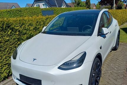 Tesla Model Y 7.100 km 46.000 &euro; Rheine 48429