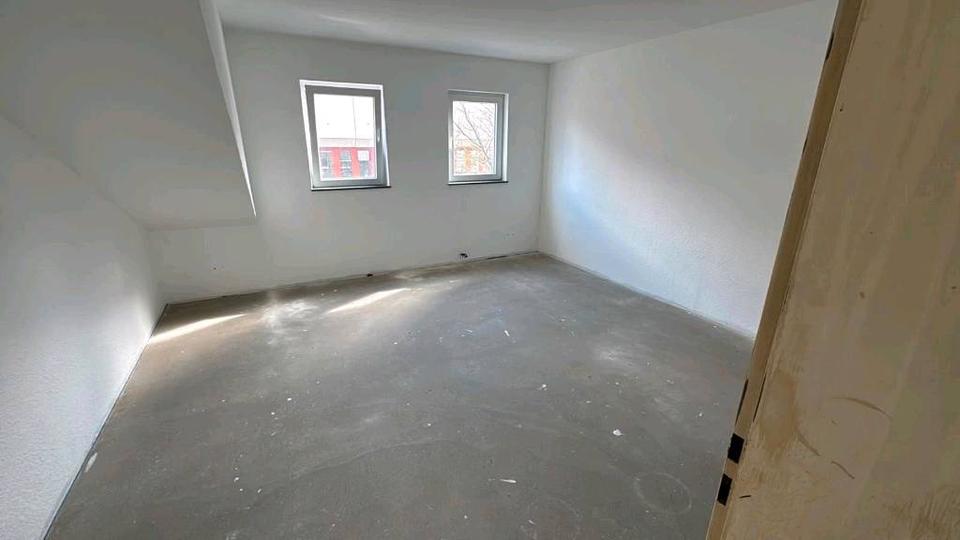 Dachgeschoßwohnung Gronau (Westfahlen) - 3 Zimmer, 75 m&sup2;, 754&euro; | Angebot:25974906