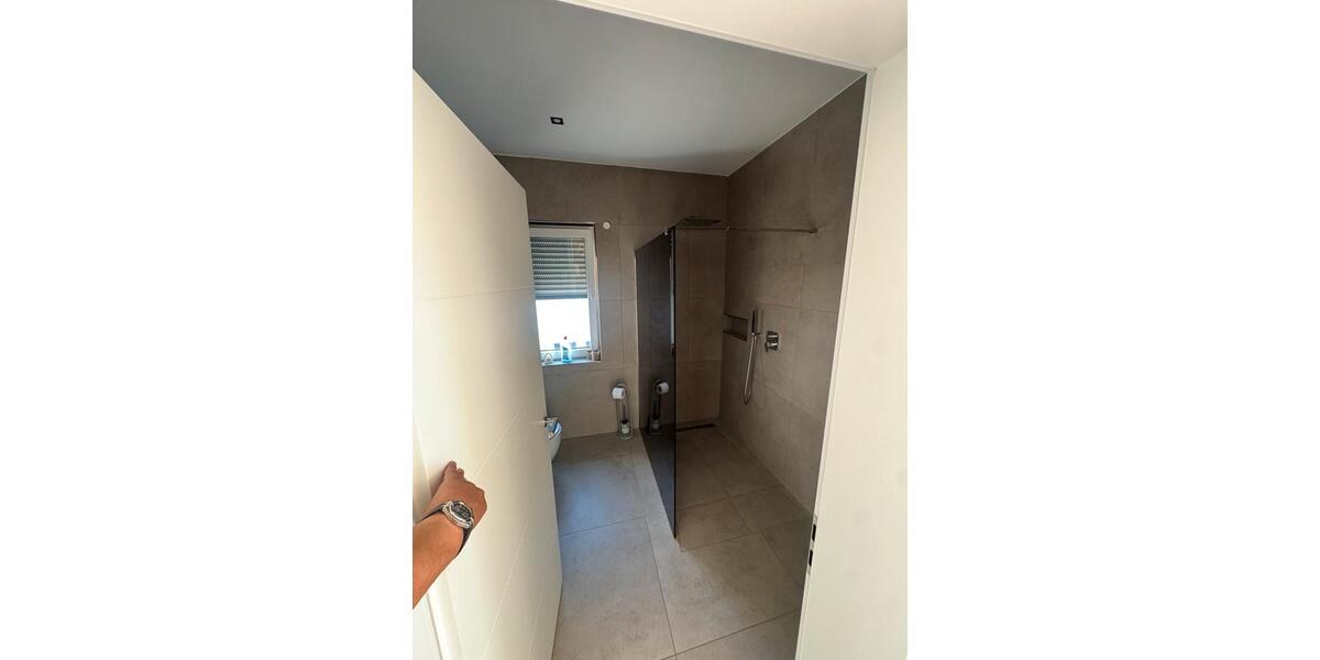 Etagenwohnung Gronau (Westfahlen) - 2 Zimmer, 75 m&sup2;, 1.100&euro; | Angebot:26670848
