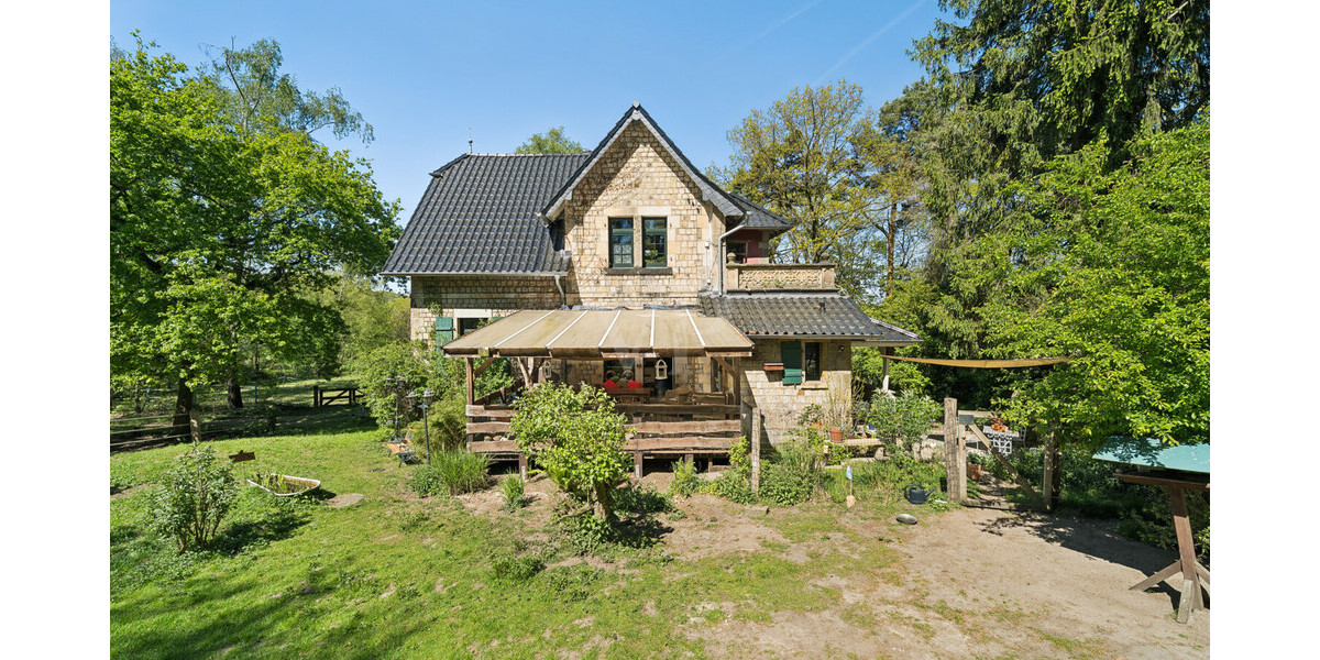 Ein Zuhause umgeben von Grün – gepflegtes EFH mit historischem Flair - Einfamilienhaus Hörstel Hörstel | Angebot:26727363