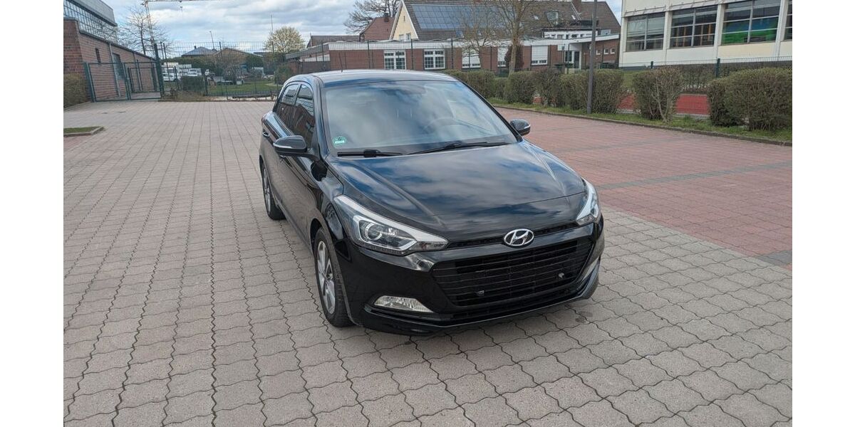 Hyundai Coupe 100.877 km 8.500 &euro; Freren 49832