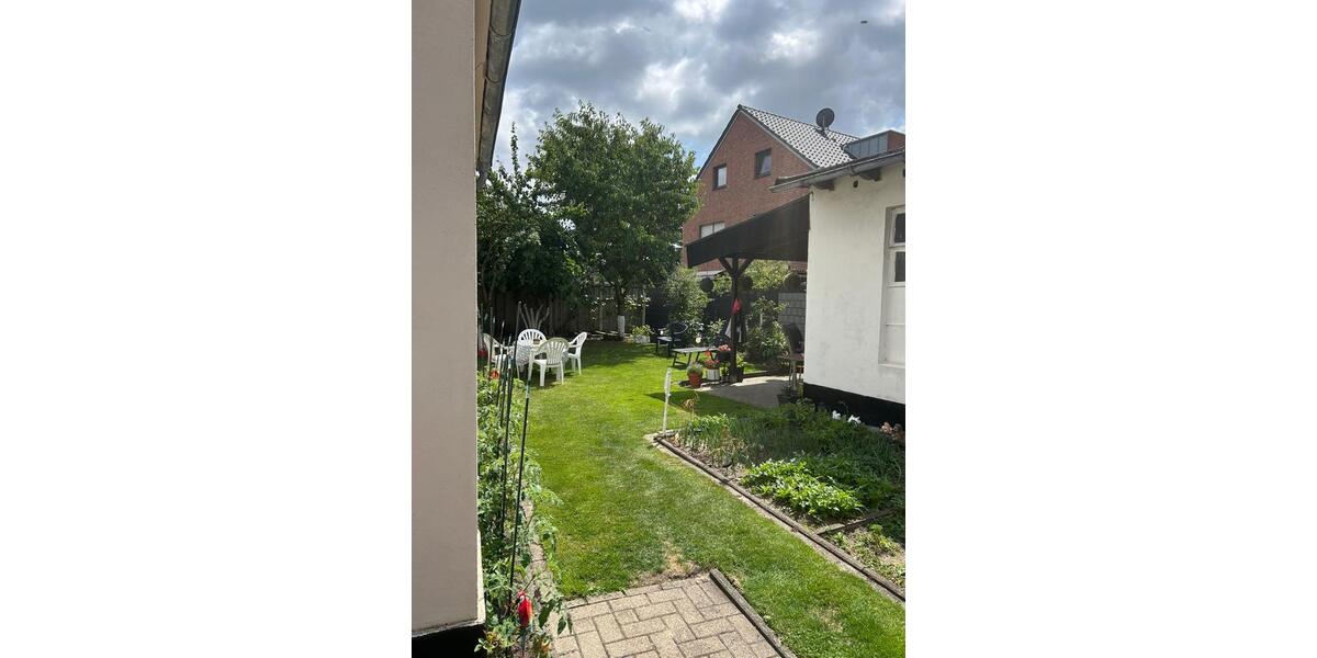 Erdgeschoßwohnung Gronau (Westfahlen) - 4 Zimmer, 85 m&sup2;, 900&euro; | Angebot:25933002
