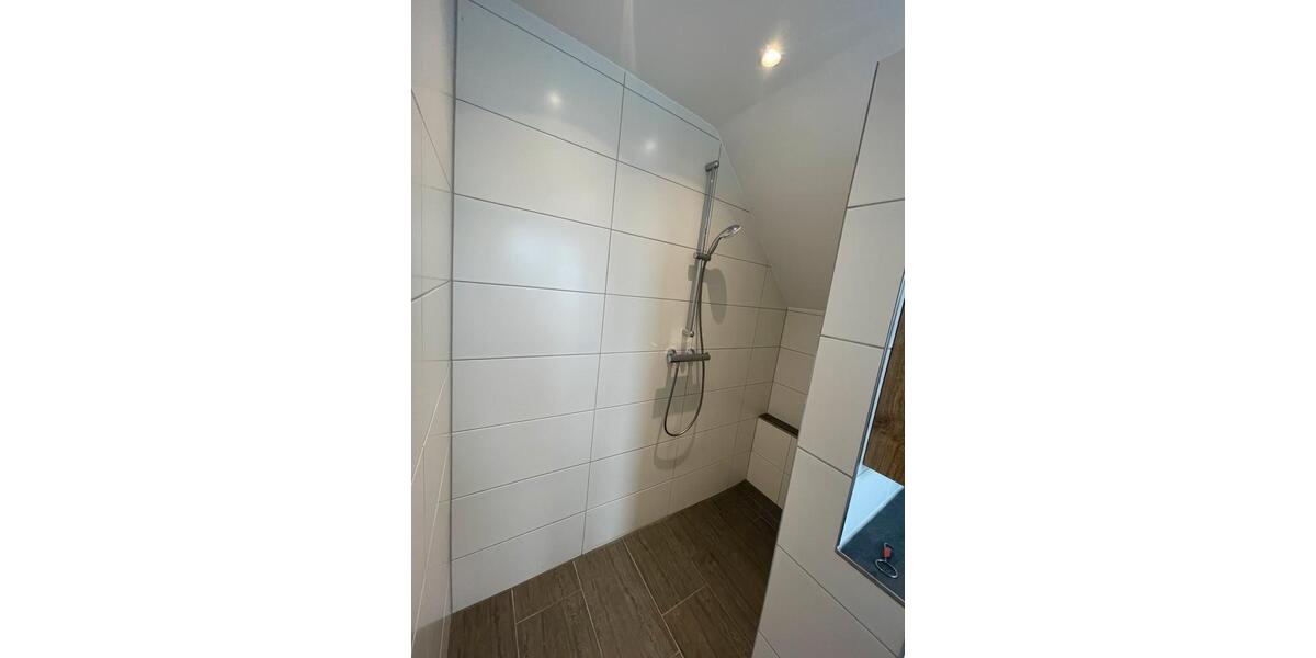 Dachgeschoßwohnung Lingen (Ems) - 3 Zimmer, 86 m&sup2;, 750&euro; | Angebot:25754003