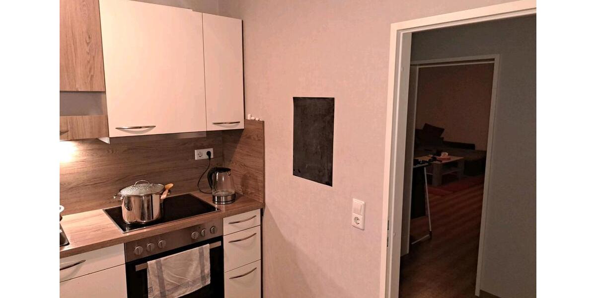 Etagenwohnung Lingen (Ems) - 2 Zimmer, 100 m&sup2;, 422&euro; | Angebot:25567952